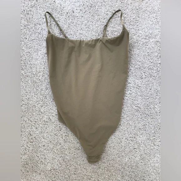 SKIMS Cami BodysuitKhakiSize M